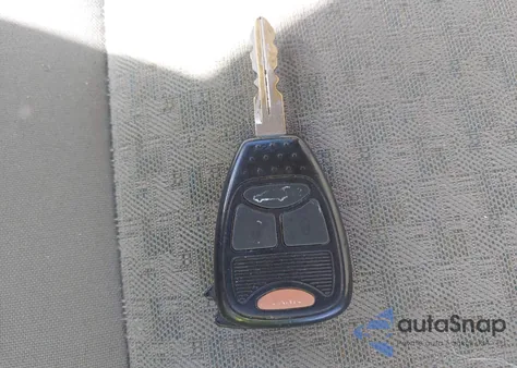 2005 Jeep Liberty Sport из США, поврежденный, VIN 1J4GL48K35W708535